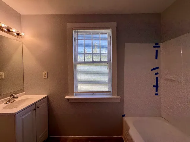 $159,000 | 17026 Bulger Avenue, Hazel Crest, IL 60429