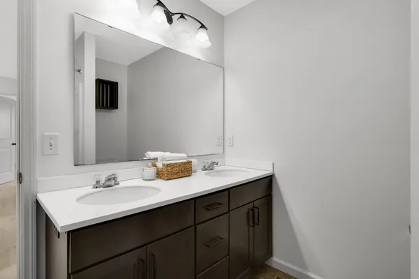 $600,000 | 1535 138th Street East, Rosemount, MN 55068