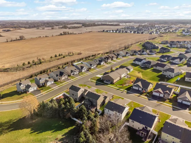 $600,000 | 1535 138th Street East, Rosemount, MN 55068