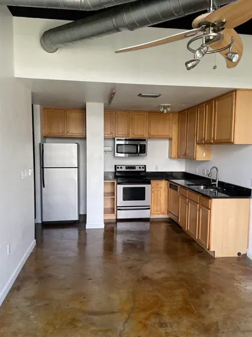 $1,650 | 420 North Adams Street, Unit 202, Tallahassee, FL 32301