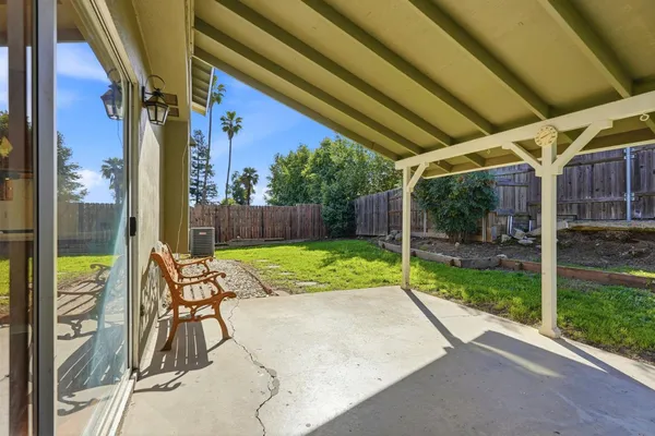 $530,000 | 5009 Waterbury Way, Fair Oaks, CA 95628