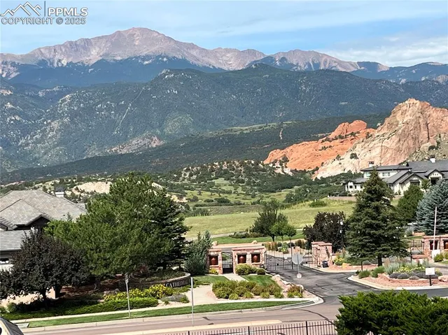 $425,000 | 2905 Mesa Road, Unit D, Colorado Springs, CO 80904