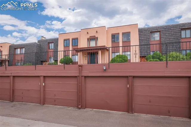 $425,000 | 2905 Mesa Road, Unit D, Colorado Springs, CO 80904