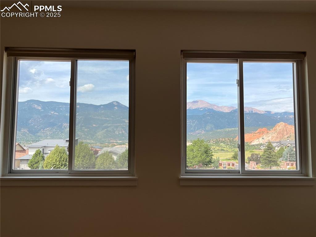 2905 Mesa Road, Unit D Colorado Springs, CO 80904 - Photo 10 of 34 a view of window