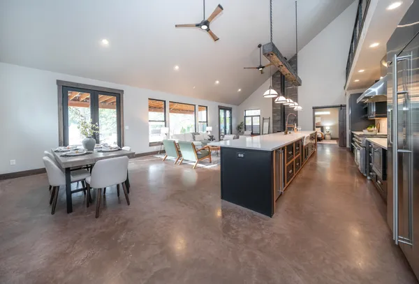 $1,350,000 | 11411 North Nine Mile Road, Nine Mile Falls, WA 99026