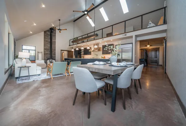 $1,350,000 | 11411 North Nine Mile Road, Nine Mile Falls, WA 99026