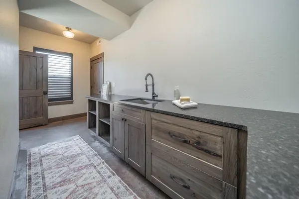 $1,350,000 | 11411 North Nine Mile Road, Nine Mile Falls, WA 99026