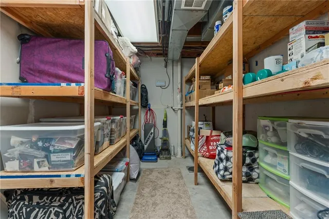 $440,000 | 15132 West 147th Street, Olathe, KS 66062