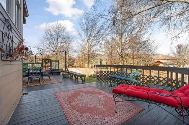 $440,000 | 15132 West 147th Street, Olathe, KS 66062