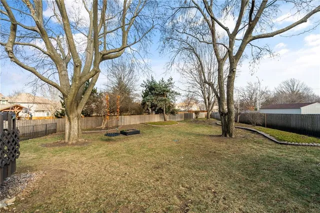 $440,000 | 15132 West 147th Street, Olathe, KS 66062