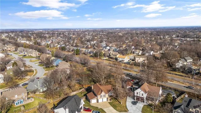 $440,000 | 15132 West 147th Street, Olathe, KS 66062