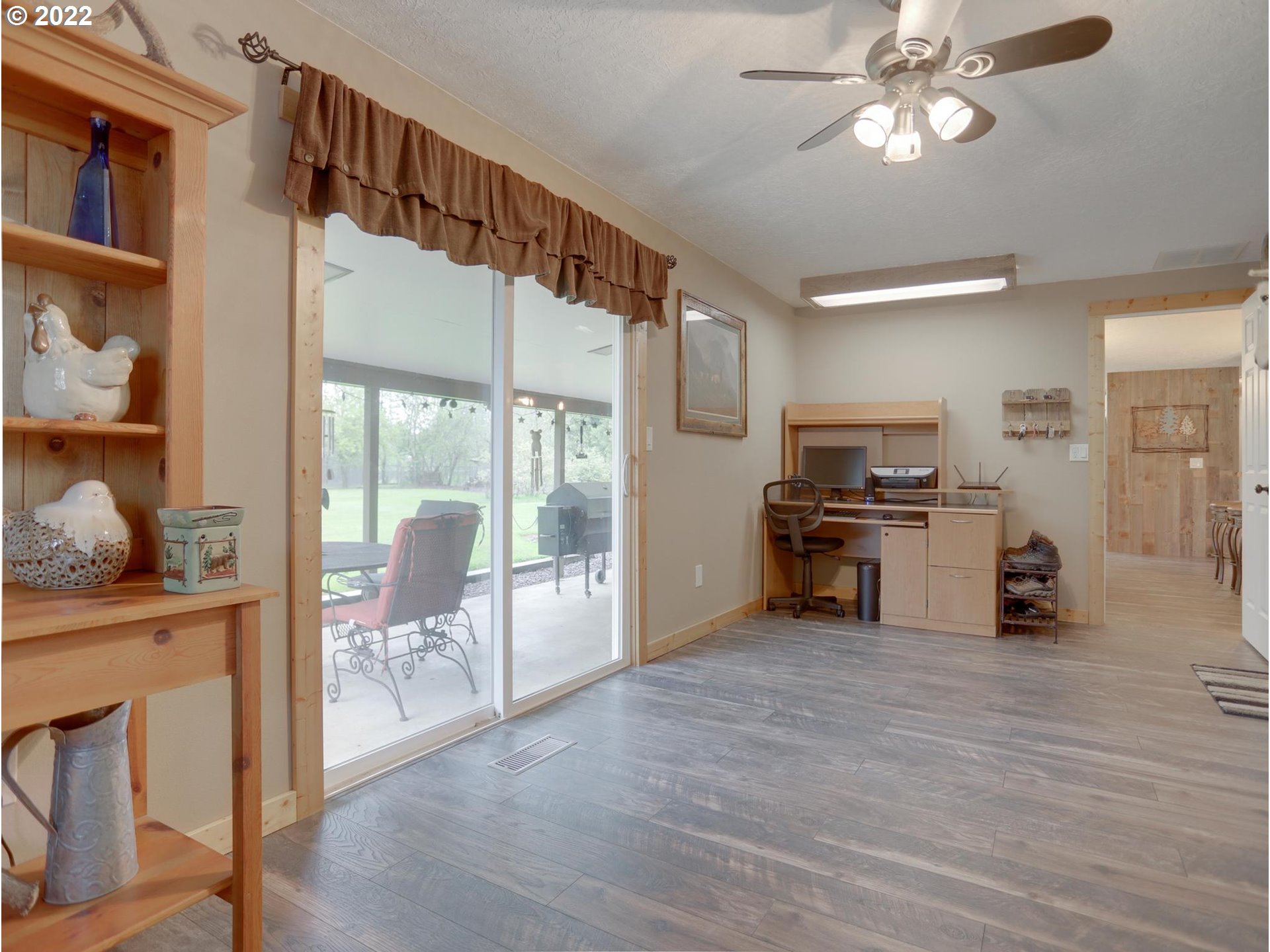 14424 South Graves Road Mulino, OR 97042 - Photo 11 of 32 Gallery Image 11