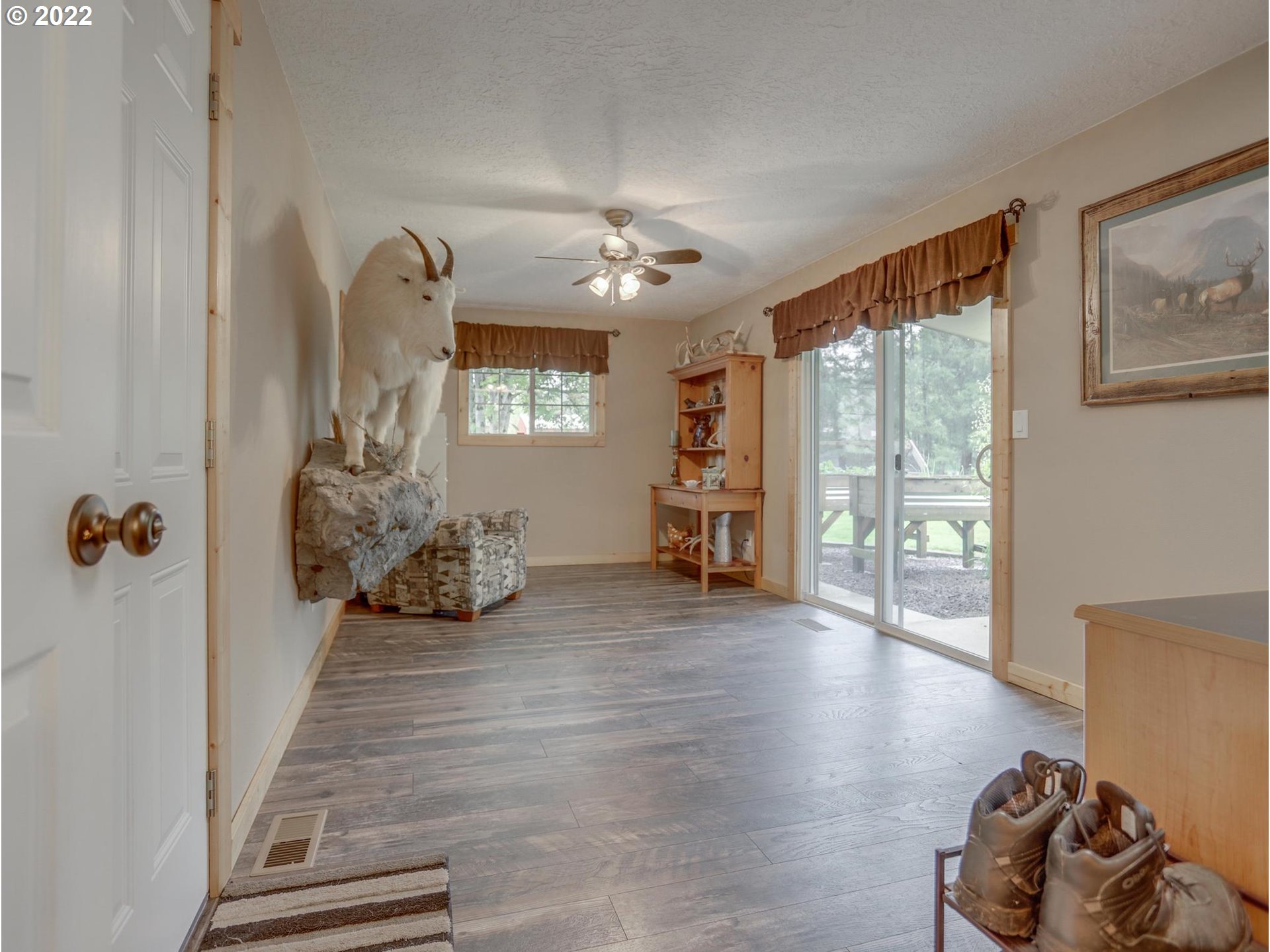 14424 South Graves Road Mulino, OR 97042 - Photo 12 of 32 Gallery Image 12