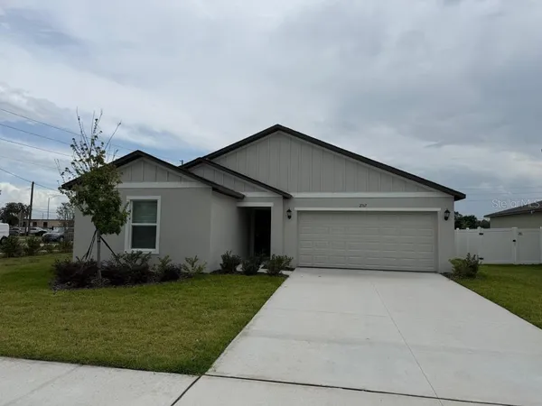 $2,350 | 2167 Lone Oak Lane, Lakeland, FL 33801