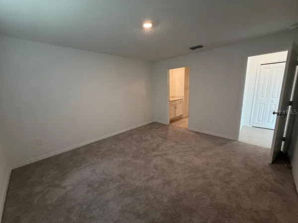 $2,350 | 2167 Lone Oak Lane, Lakeland, FL 33801