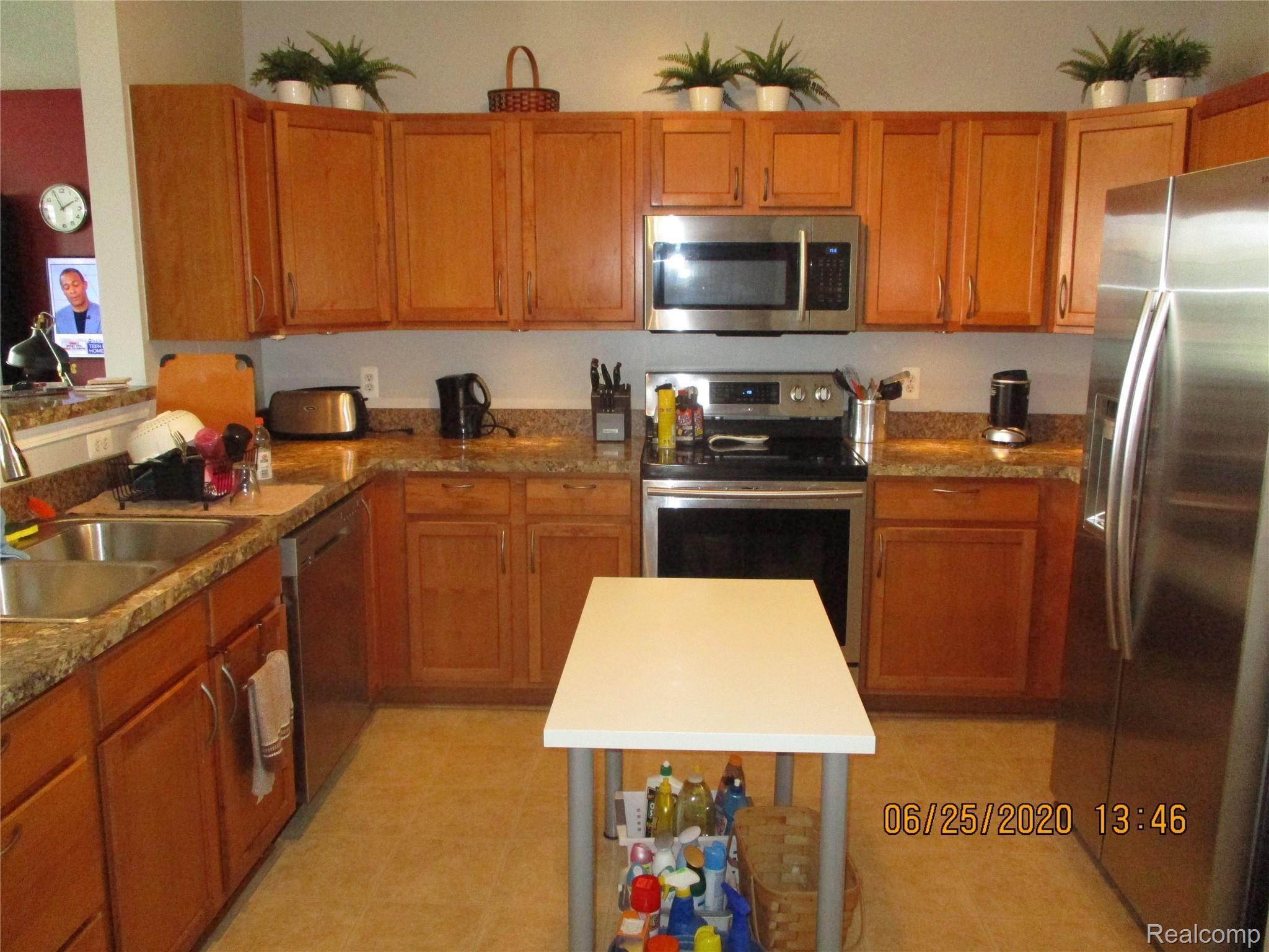 23358 Sunset Road Taylor, MI 48180 - Photo 6 of 11 2020-06-25 13.46