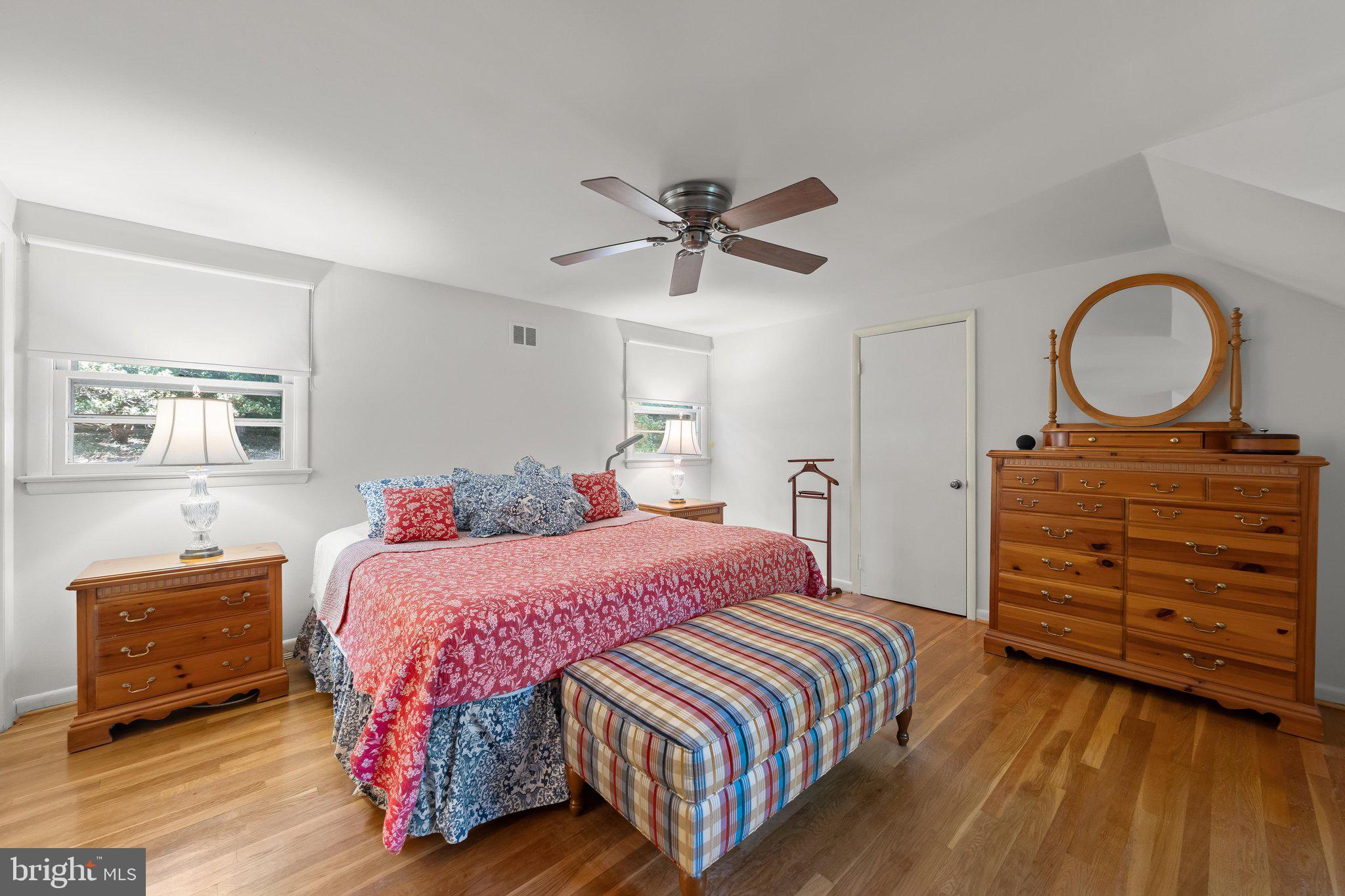 5318 Tuscarawas Road Bethesda, MD 20816 - Photo 24 of 42 Primary Bedroom