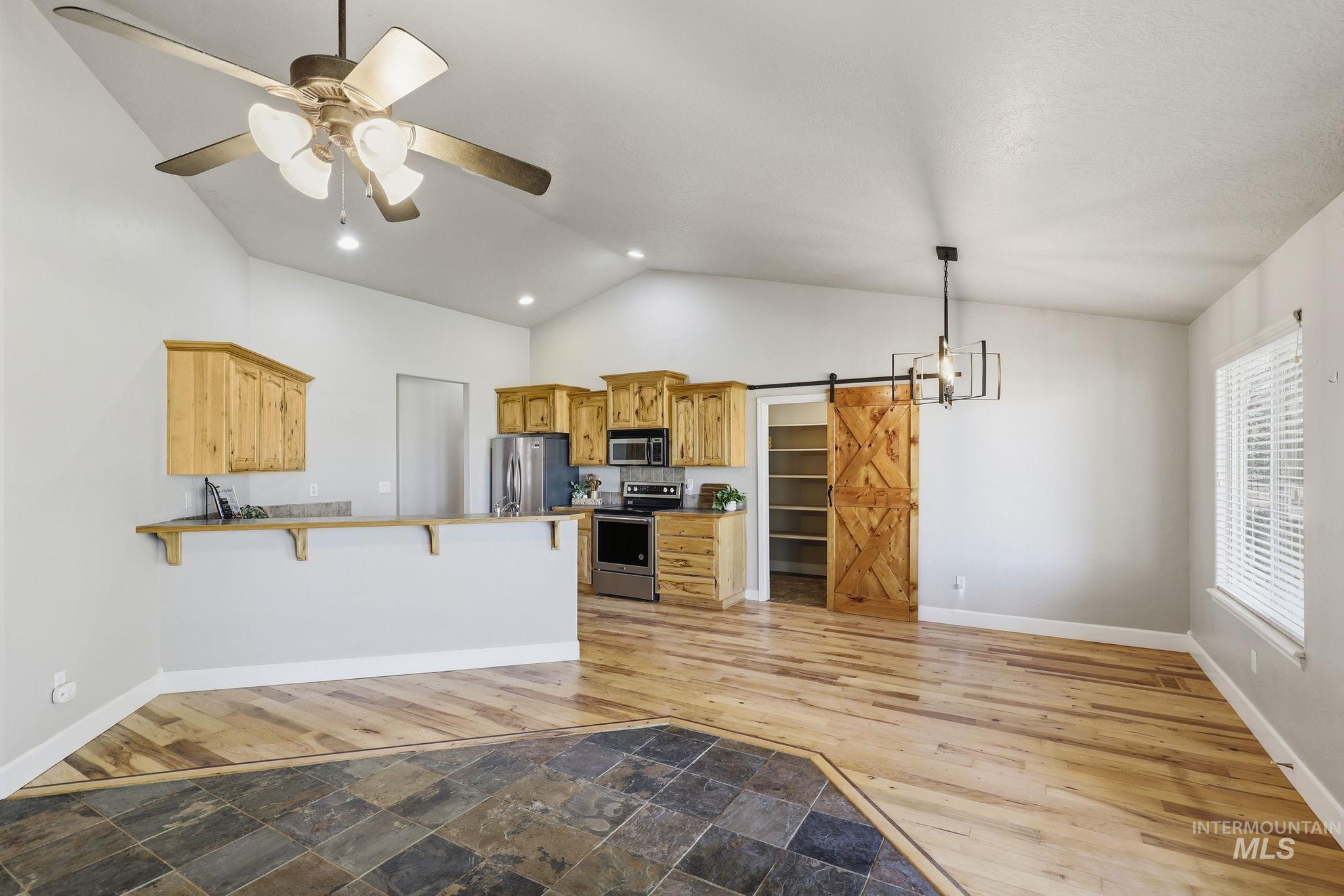 25009 Boise River Road Parma, ID 83660 - Photo 16 of 41