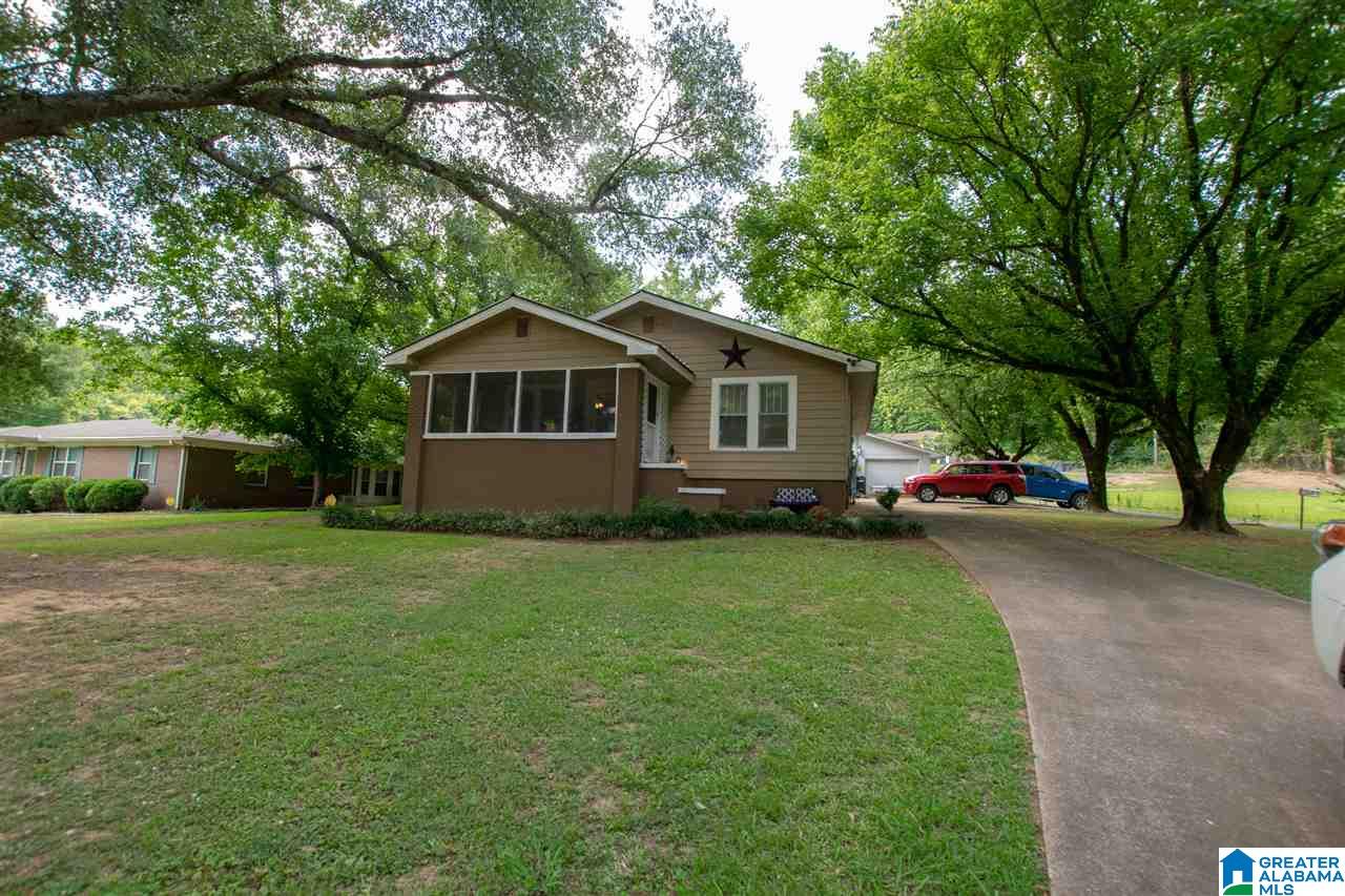 624 Pinewood Court Bessemer, AL 35023 - Photo 2 of 40