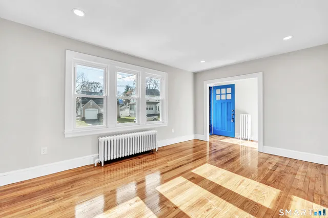 $2,350 | 126 Thomas Street, West Hartford, CT 06119