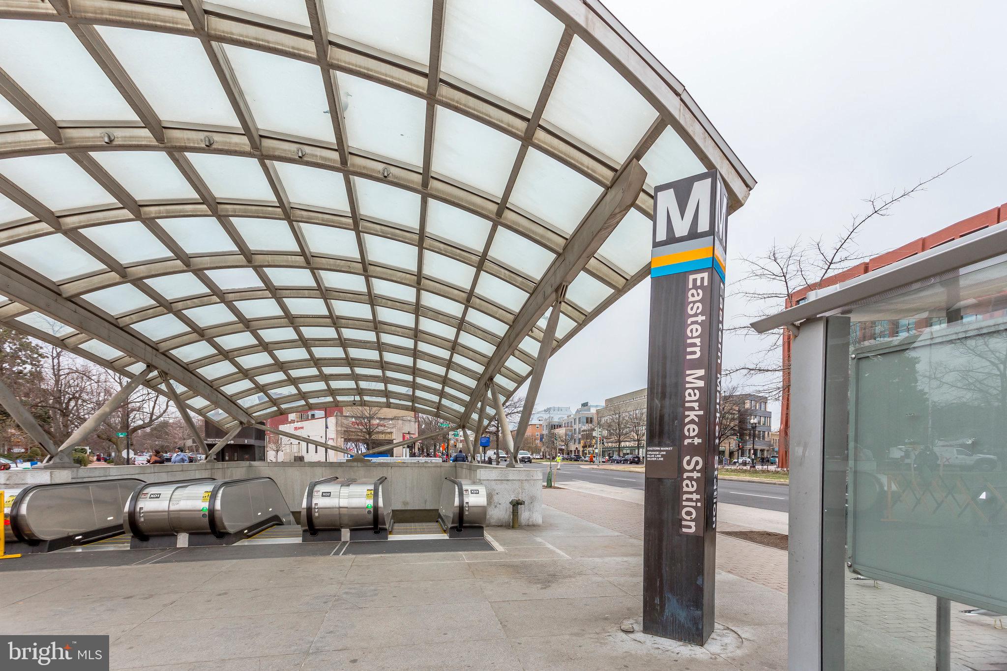 1519 Constitution Avenue Northeast, Unit 101 Washington, DC 20002 - Photo 31 of 32 a view of gym with large trees