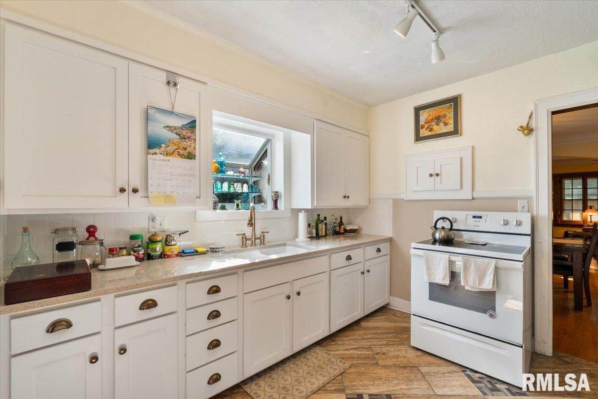 2134 15th Street Moline, IL 61265 - Photo 20 of 50