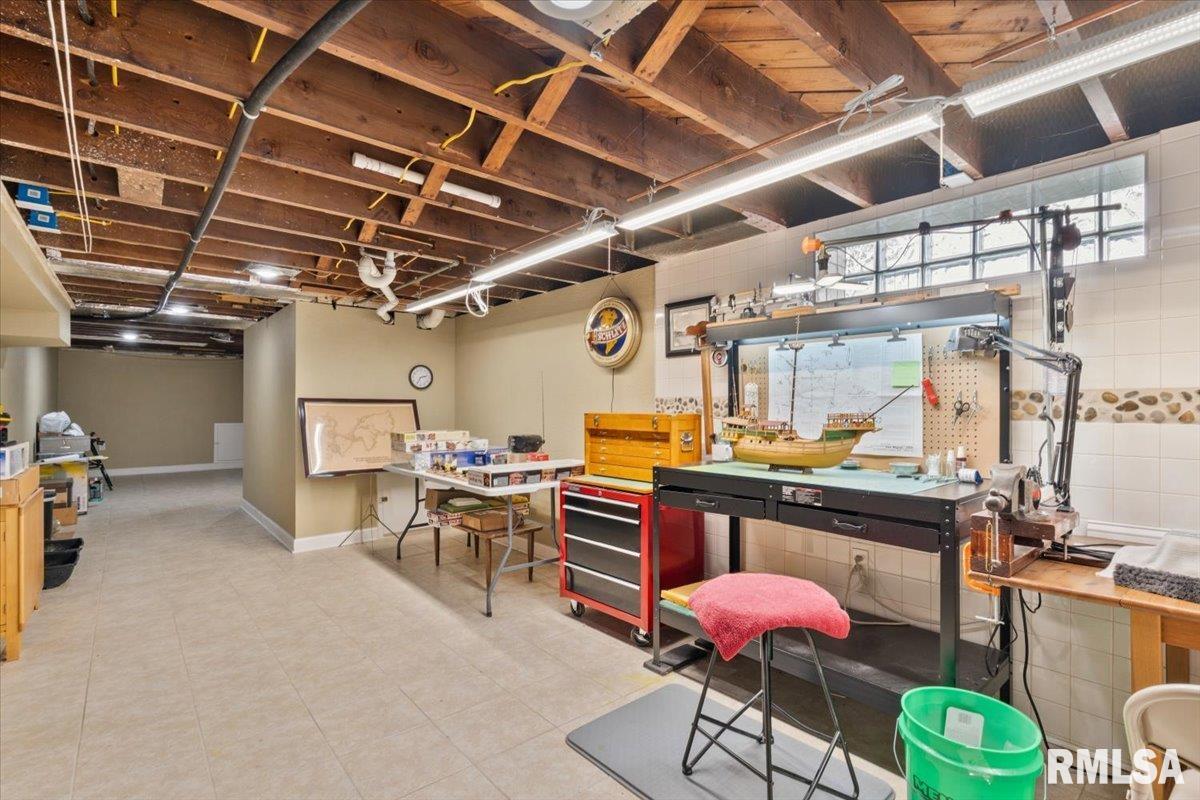 2134 15th Street Moline, IL 61265 - Photo 40 of 50