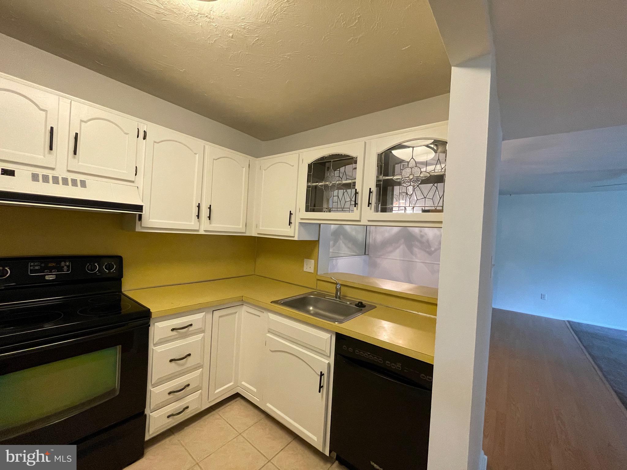 25 South Church Road, Unit 43 43 Maple Shade, NJ 08052 - Photo 8 of 25 Gallery Image 8