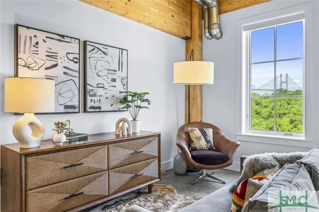 $2,222 | 111 Ann Street, Unit A11, Savannah, GA 31401