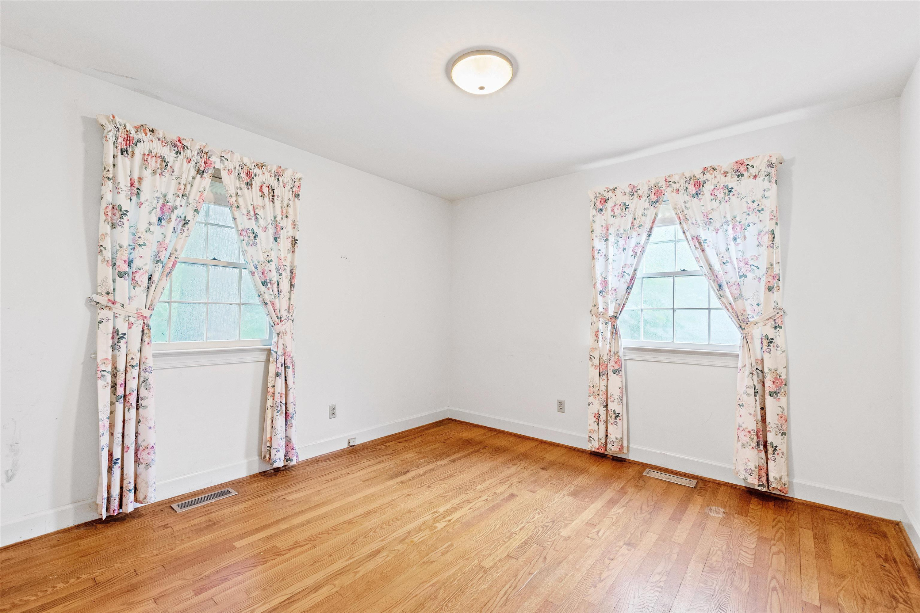 1901 Myron Drive Raleigh, NC 27607 - Photo 22 of 39 Photo 22