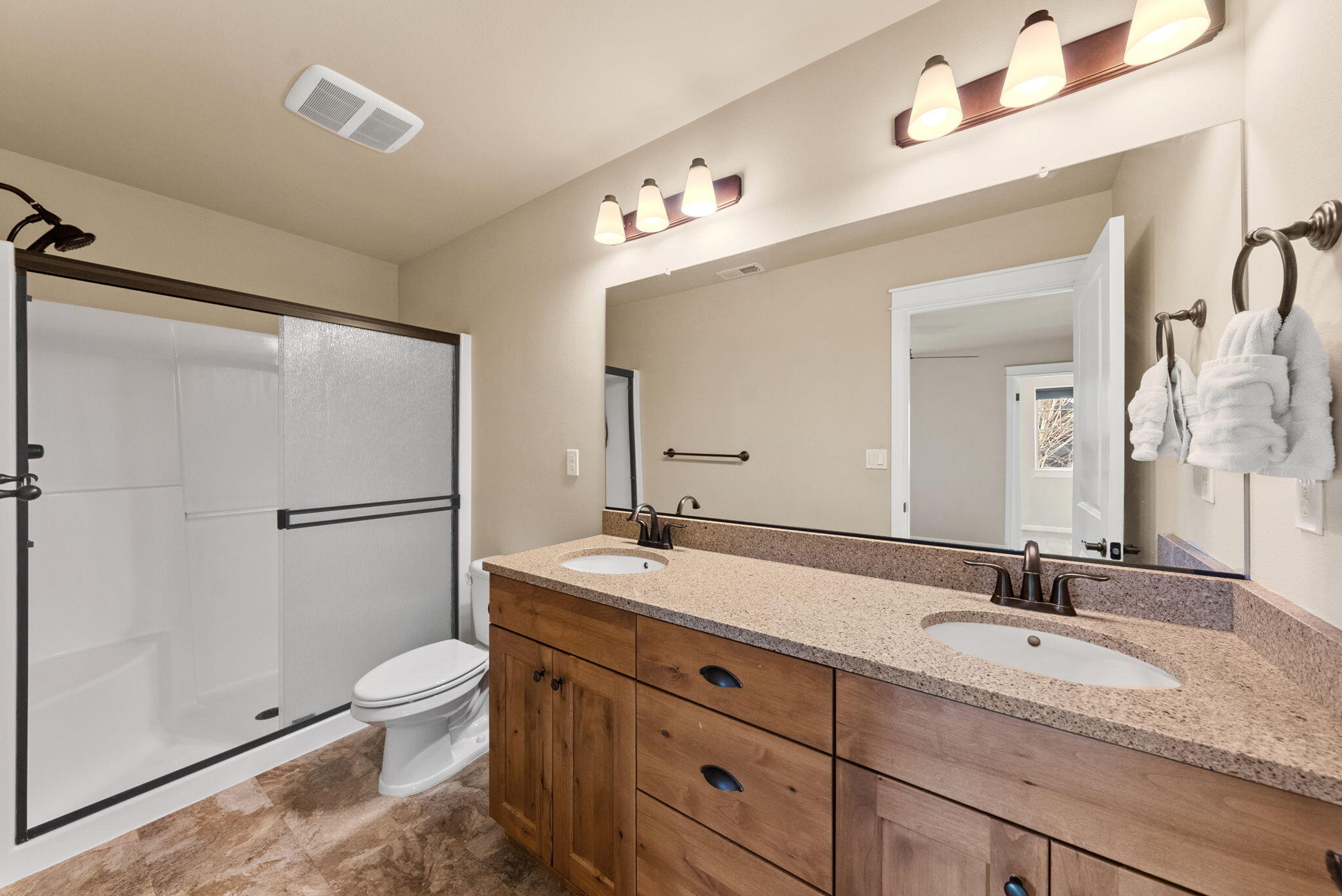 20760 Smoke Stack Lane Bend, OR 97701 - Photo 19 of 42 36-web-or-mls-Riley Visuals-36