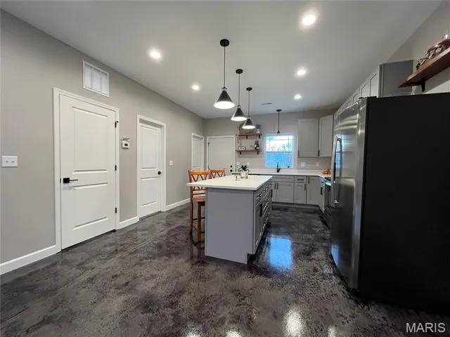 $2,100 | 313 North Lincoln Avenue, Unit B, O'Fallon, IL 62269