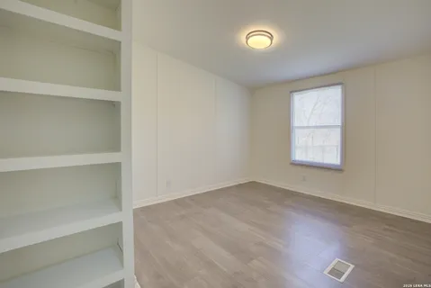 $289,500 | 1885 Marion Road, Marion, TX 78124