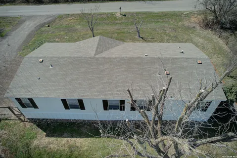 $289,500 | 1885 Marion Road, Marion, TX 78124