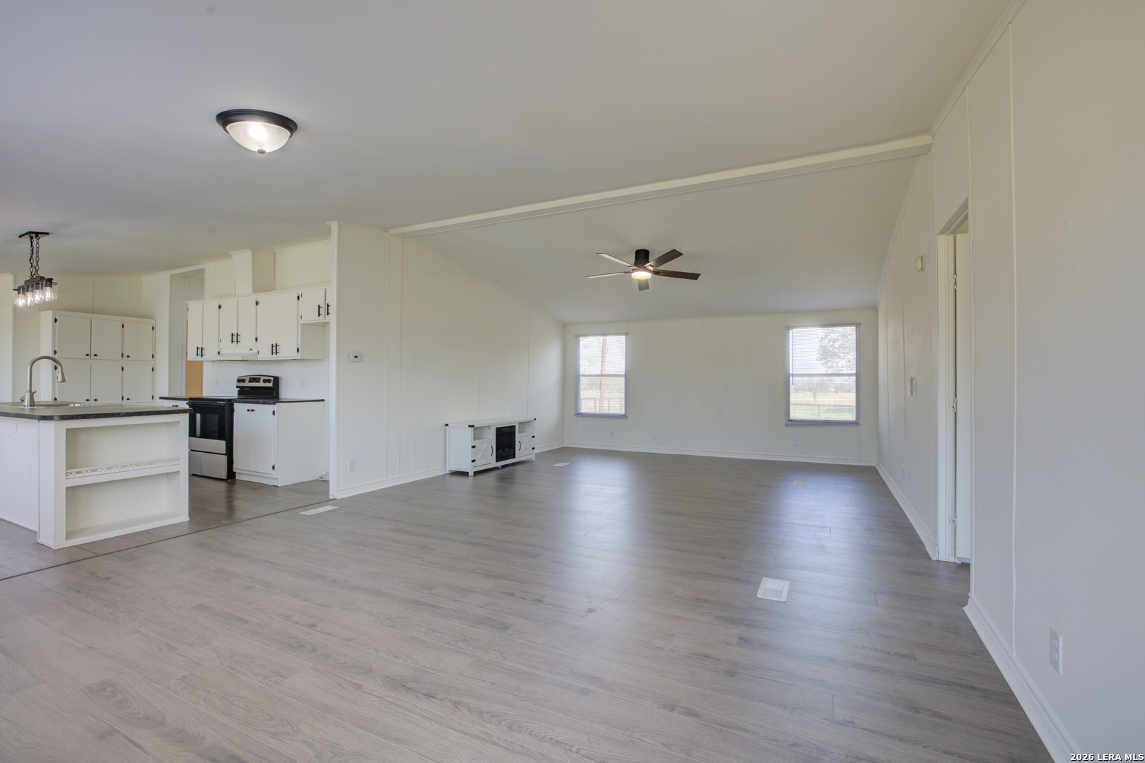 1885 Marion Road Marion, TX 78124 - Photo 3 of 31