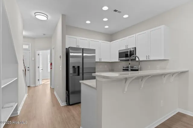 $1,895 | 4545 Exuma Lane, Wilmington, NC 28412