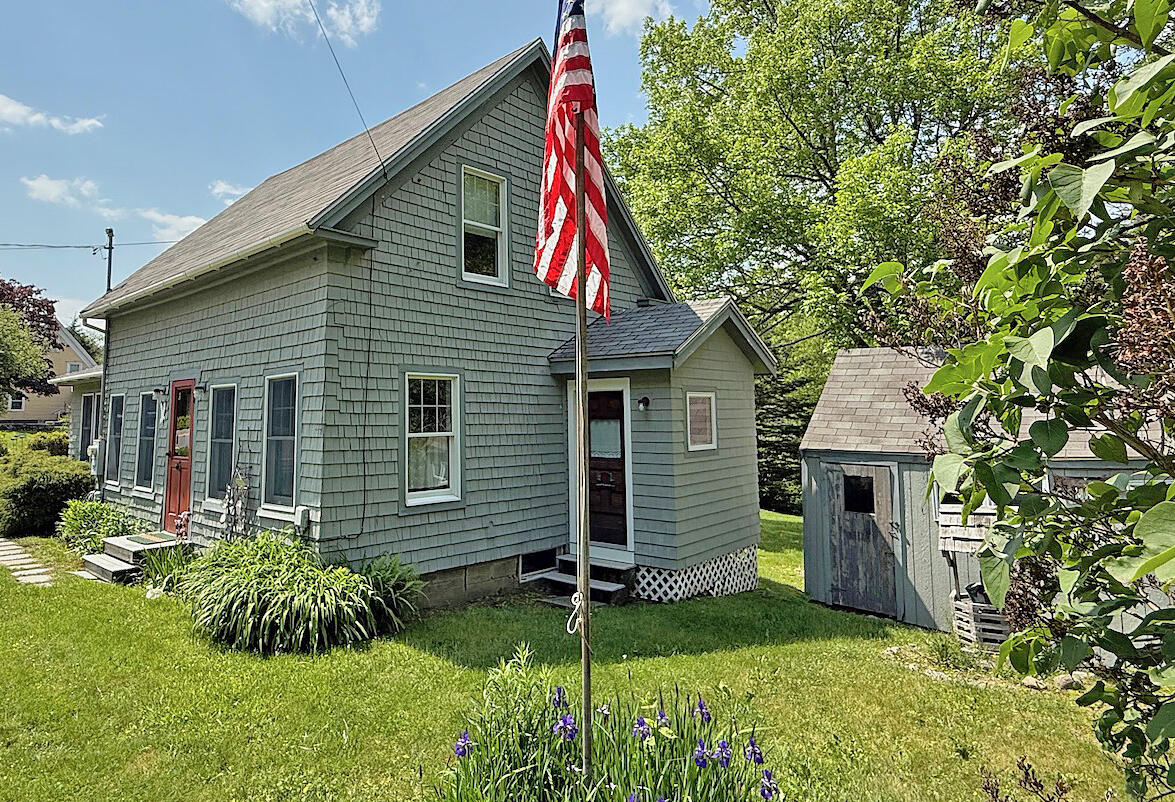 99 Huddle Road New Harbor, ME 04554 - Photo 4 of 22 Exterior side