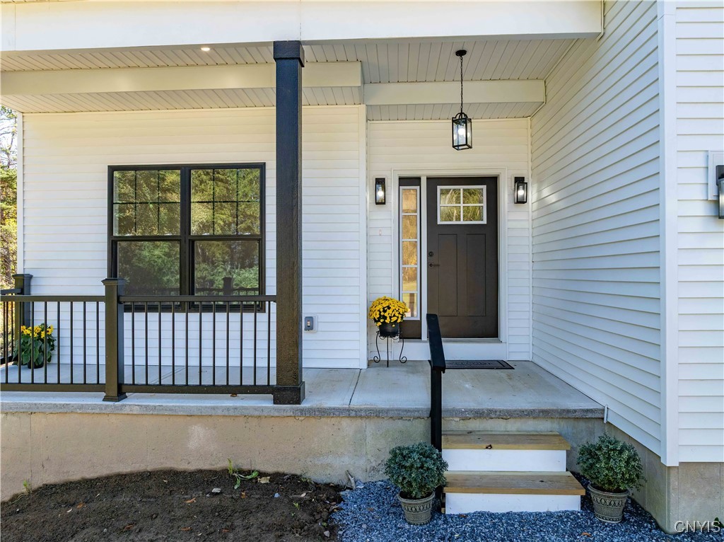 4792 Countryside Drive Onondaga, NY 13215 - Photo 2 of 42 Front Entry