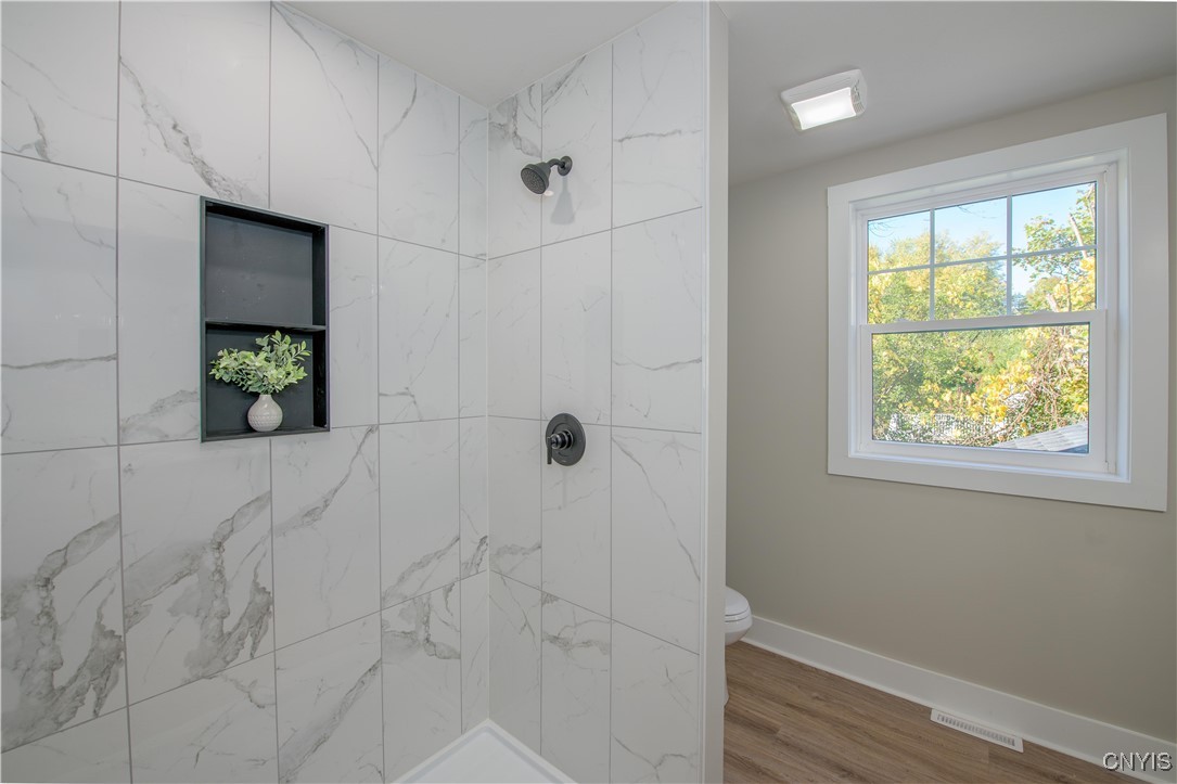 4792 Countryside Drive Onondaga, NY 13215 - Photo 25 of 42 Walk in shower - Primary Bath