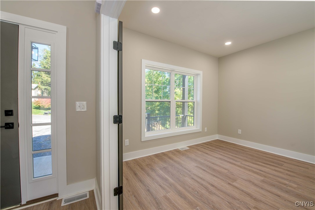 4792 Countryside Drive Onondaga, NY 13215 - Photo 6 of 42 Spacious Office