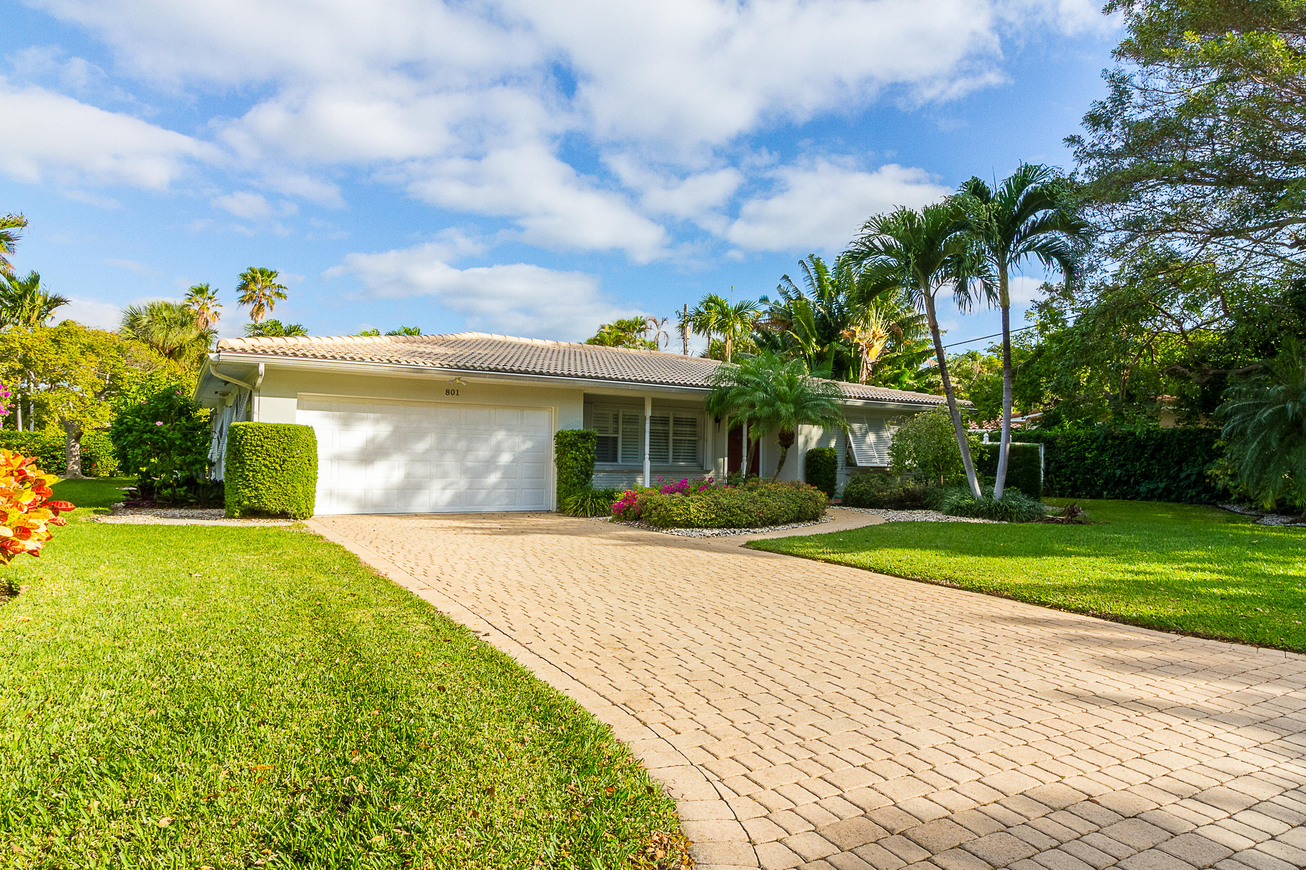 801 Northeast 5th Street Boca Raton, FL 33432 - Photo 31 of 32 Front of Home