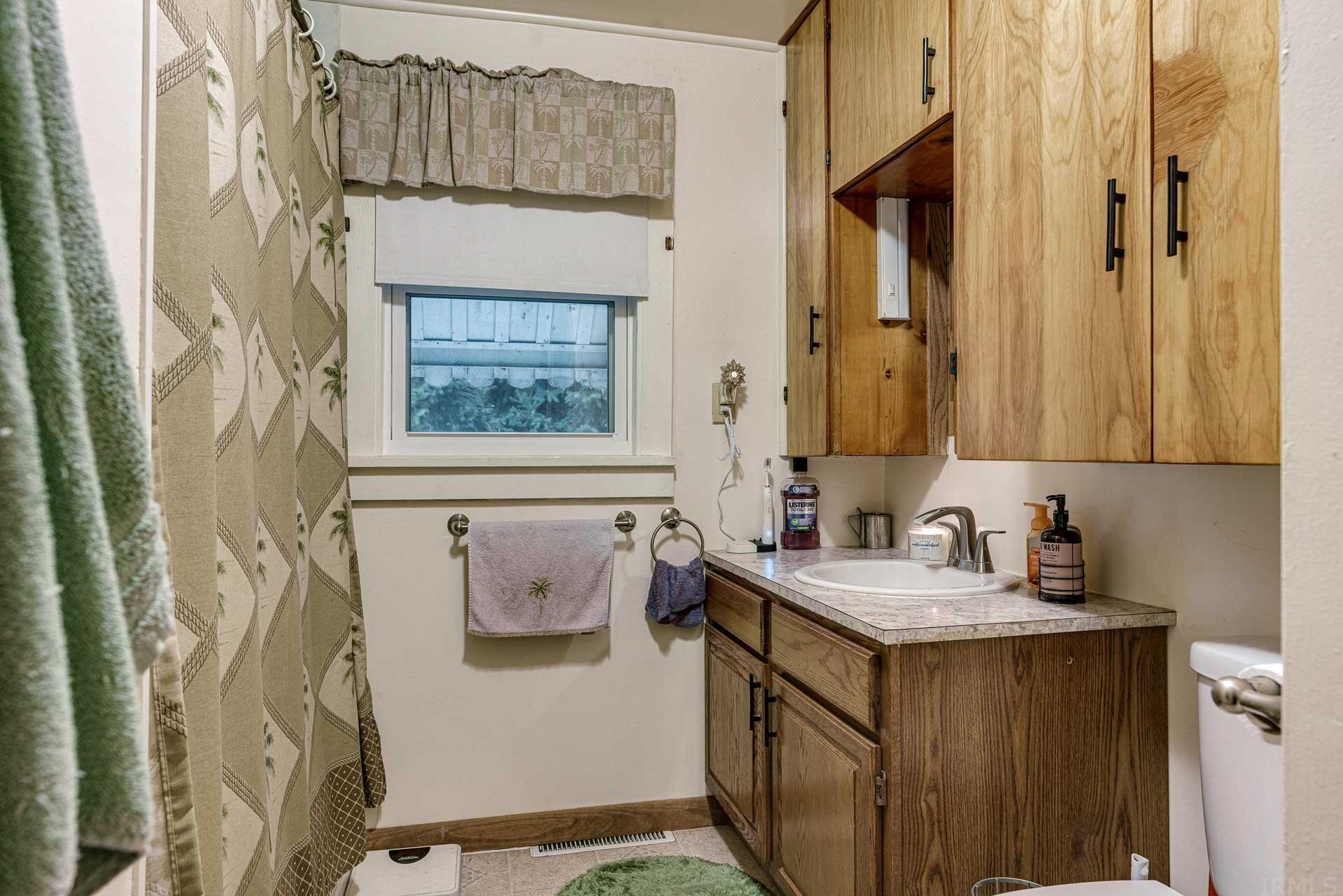 14383 Ireland Road Mishawaka, IN 46544 - Photo 18 of 27 Gallery Image 18