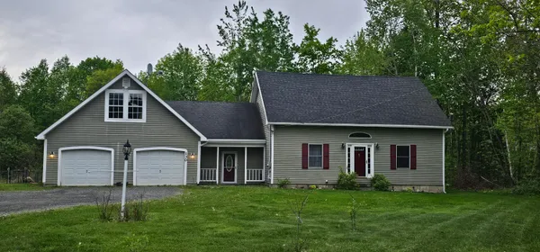 $379,500 | 130 Middle Road, Oakland, ME 04963