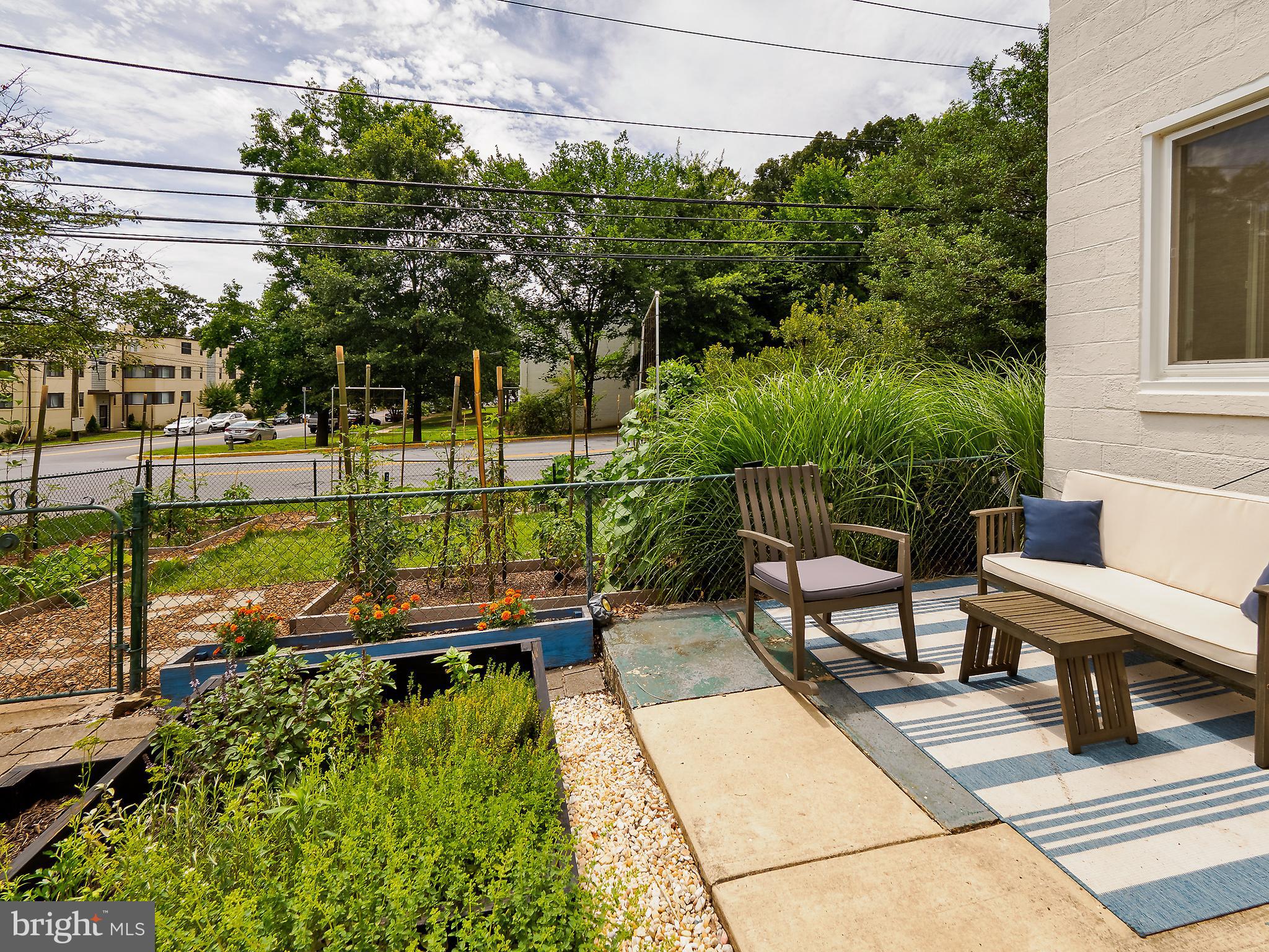 58 Crescent Road Greenbelt, MD 20770 - Photo 30 of 34 Front Patio
