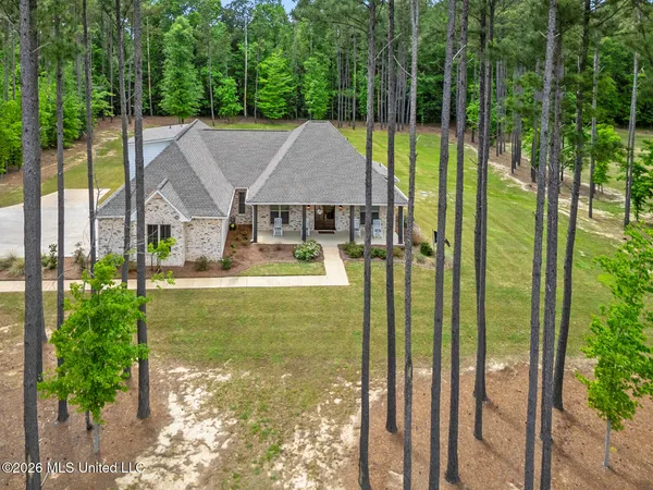 $580,000 | 154 Fallen Oak Drive, Brandon, MS 39047