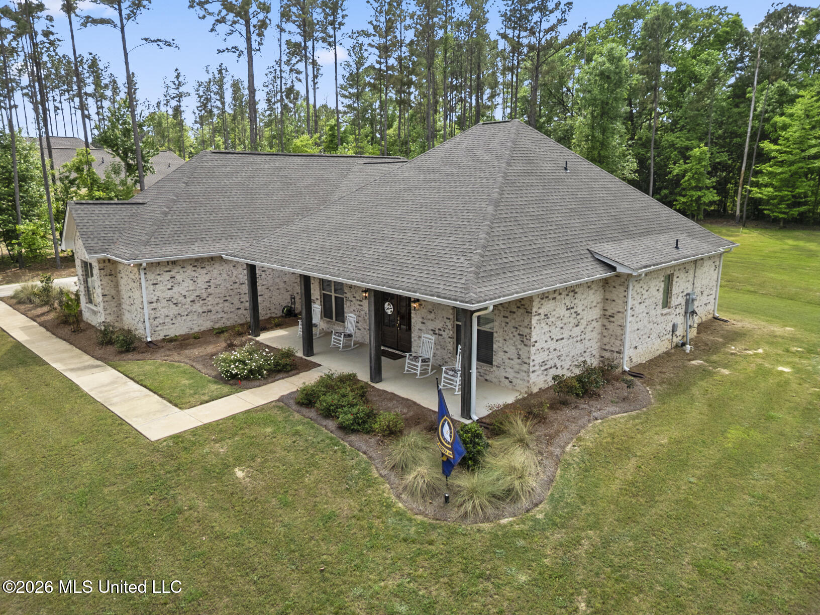 154 Fallen Oak Drive Brandon, MS 39047 - Photo 2 of 47 154 Fallen Oak Drone-5