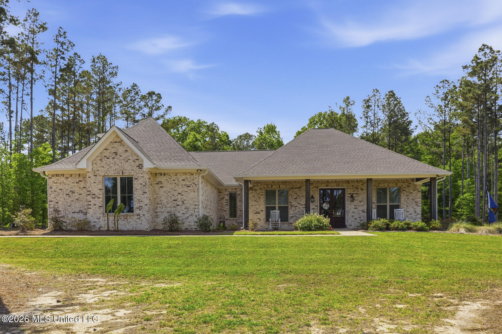 154 Fallen Oak Drive Brandon, MS 39047 - Photo 3 of 47 154 Fallen Oak-1