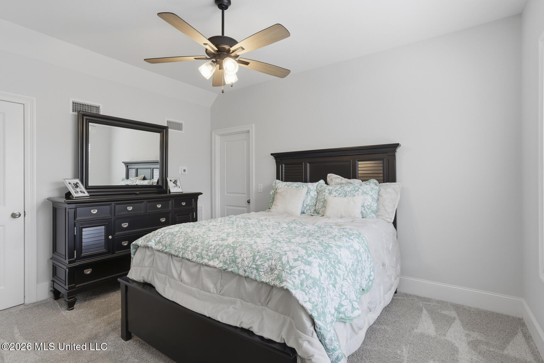 154 Fallen Oak Drive Brandon, MS 39047 - Photo 40 of 47 154 Fallen Oak-33