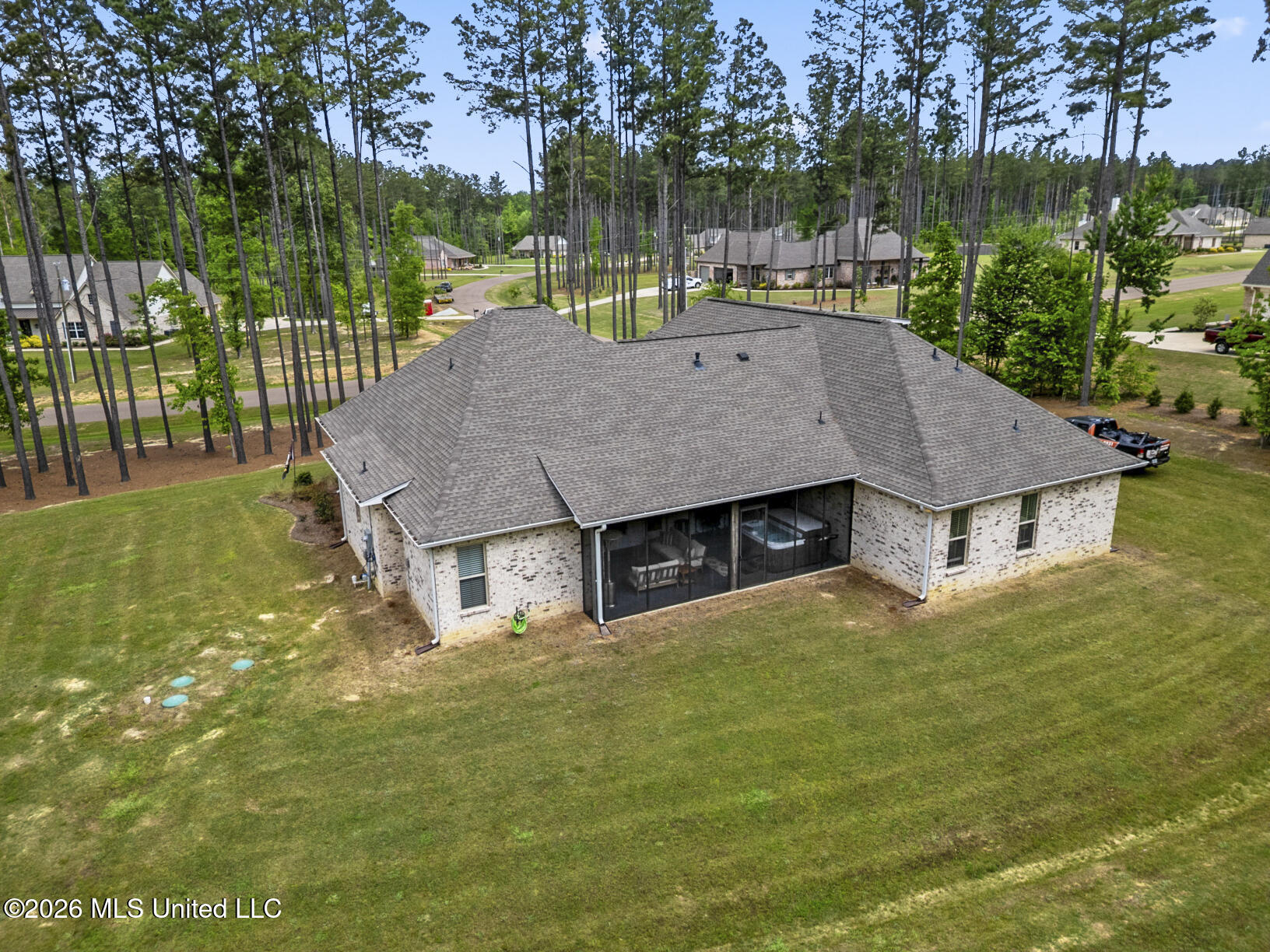 154 Fallen Oak Drive Brandon, MS 39047 - Photo 10 of 47 154 Fallen Oak Drone-4
