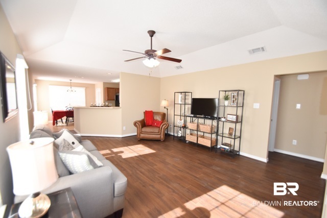 2160 Spring Grove South Mobile, AL 36695 - Photo 2 of 19